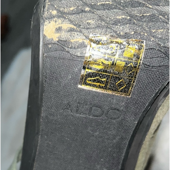 Aldo Heeled Olive Foldover Canvas Booties 🌵39 - Picture 5 of 11